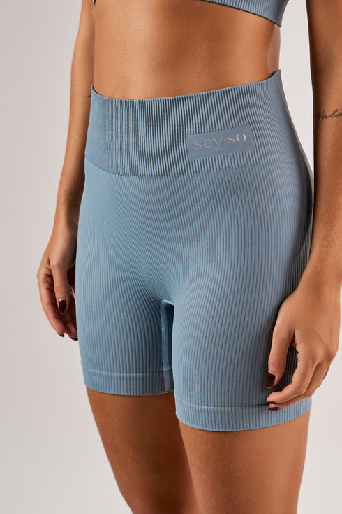 SHORT SEAM