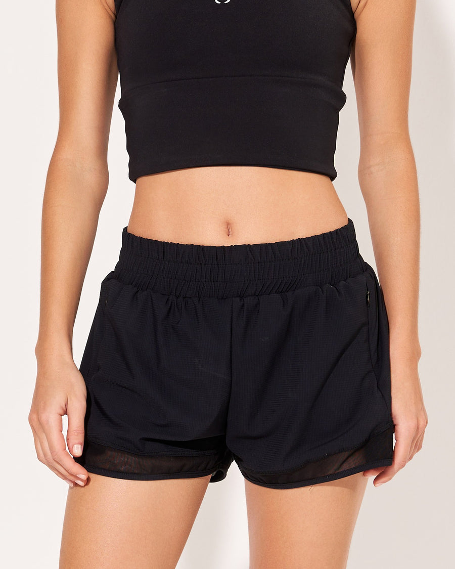 SHORT BECKER PRETO